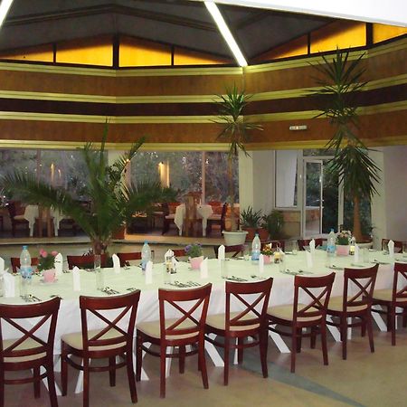 Sunshine Pearl Family Hotel Каварна Екстер'єр фото