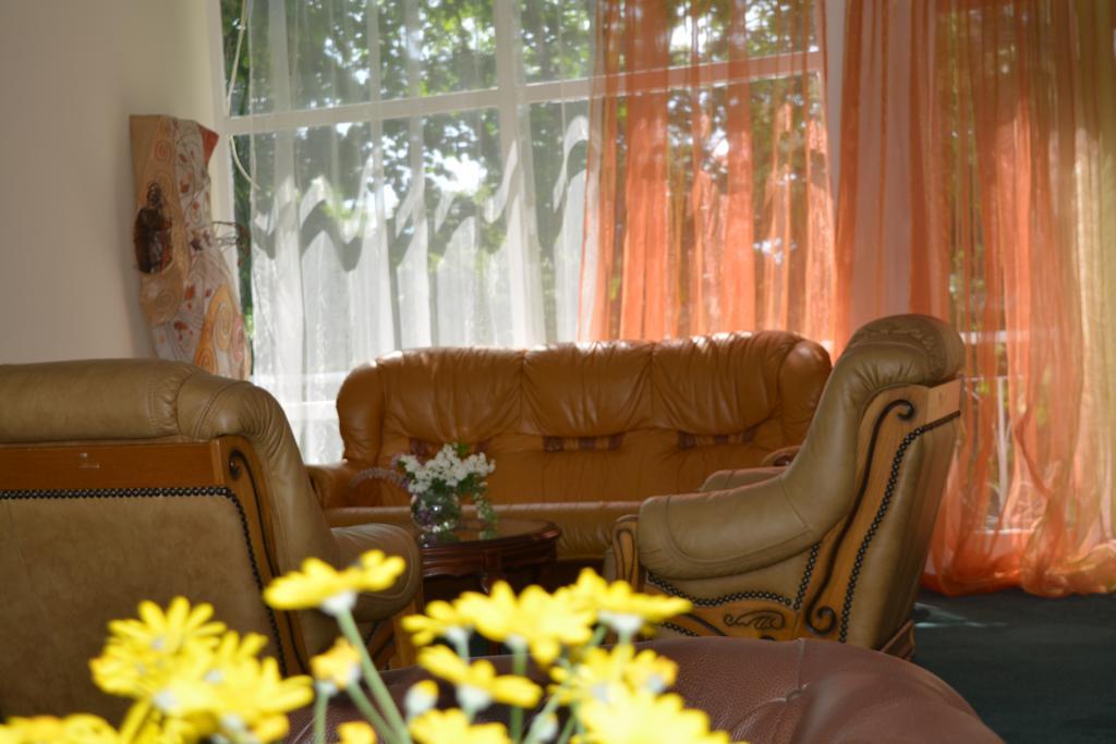 Sunshine Pearl Family Hotel Каварна Екстер'єр фото