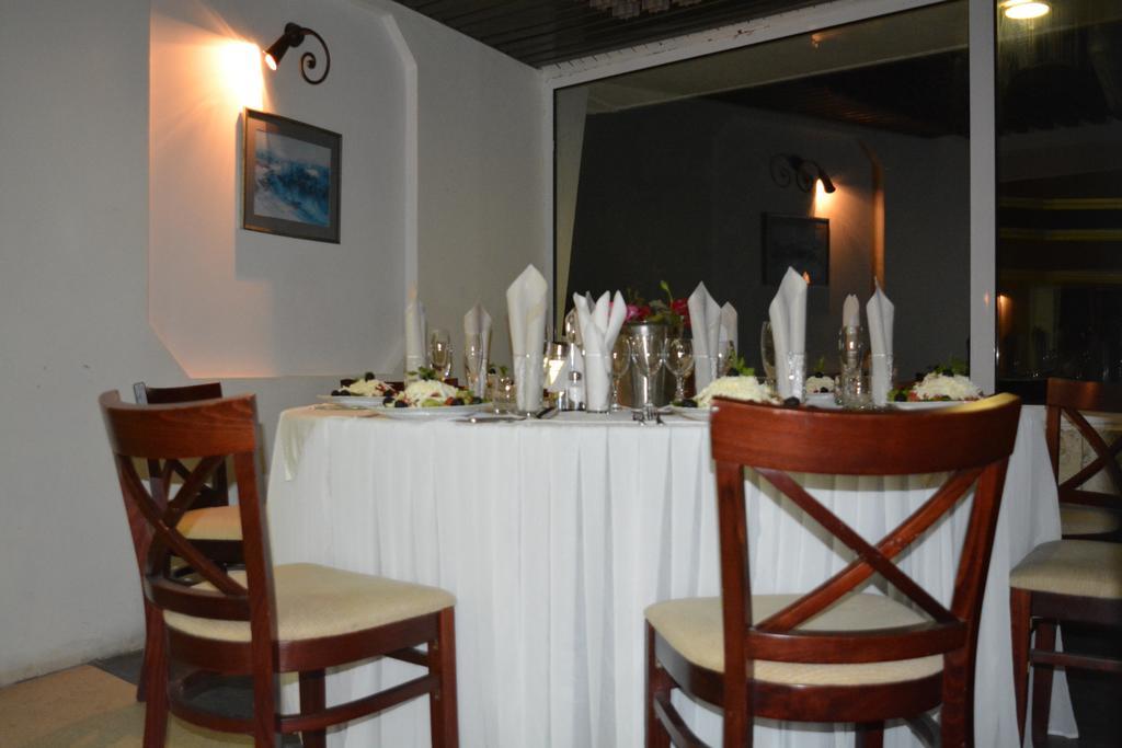 Sunshine Pearl Family Hotel Каварна Екстер'єр фото