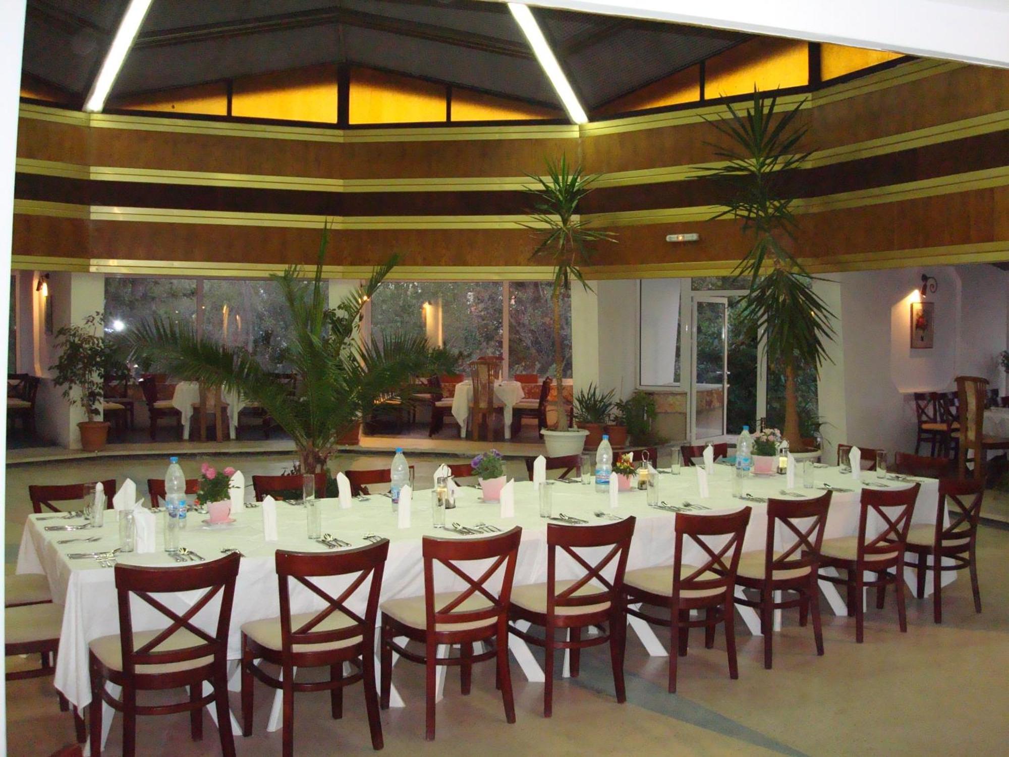 Sunshine Pearl Family Hotel Каварна Екстер'єр фото