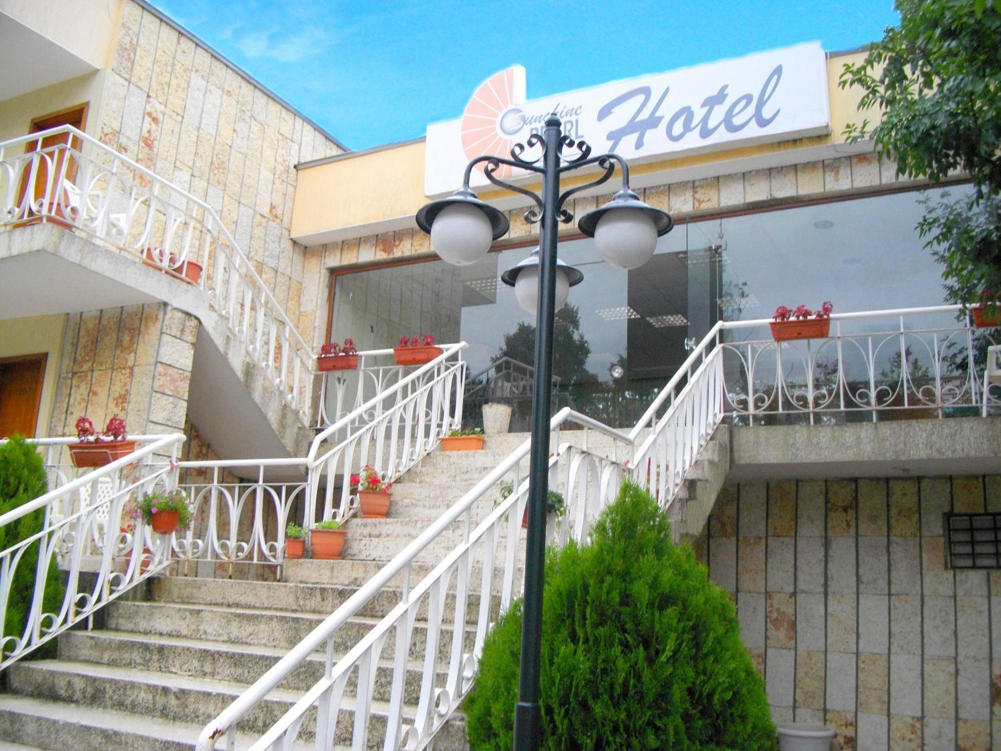 Sunshine Pearl Family Hotel Каварна Екстер'єр фото