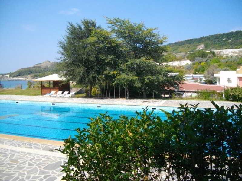 Sunshine Pearl Family Hotel Каварна Екстер'єр фото